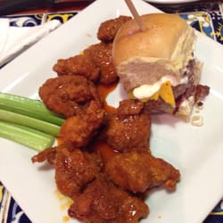 Chili's - Boneless con hamburguesa Bebé
