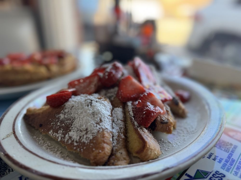 Food from Yellow Bird Cafe