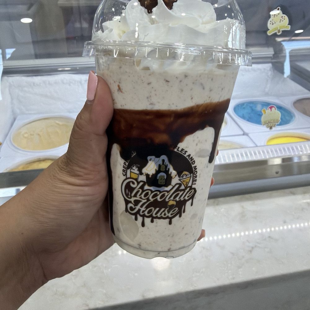 Chocolate House - (Shake 16oz) Ferrero - Creperies Near Me - Bethpage, New York