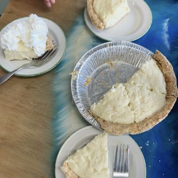 The Right Slice - Coconut cream pie - Desserts Near Me - Kalaheo, Hawaii