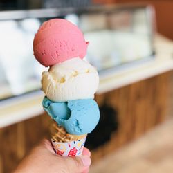 La Tradicional Ice Cream Shop - waffle cone