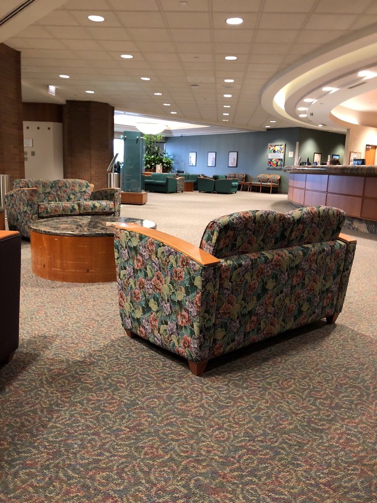 HENRY FORD PHARMACY WEST BLOOMFIELD 56 Photos & 39 Reviews