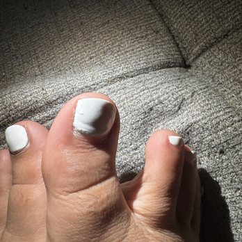 Queen Bee Nails & Spa - Nail Salons Near Me - Fresno, California