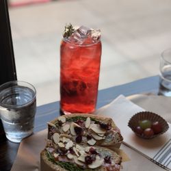 Grutogi Bistro - Hibiscus tea with chicken salad sandwich
