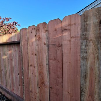 Ramfer Fence - a close up of a wooden fence - Fences & Gates Near Me Ramfer Fence - a close up of a wooden fence - Fences & Gates Near Me