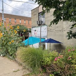61C Cafe - Patio