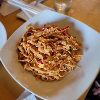 Mythos Restaurant - Pad Thai - New American Near Me - Orlando, Florida Mythos Restaurant - Pad Thai - New American Near Me - Orlando, Florida