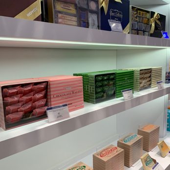 ROYCE' Chocolate - Chocolatiers & Shops Near Me - Tukwila, Washington ROYCE' Chocolate - Chocolatiers & Shops Near Me - Tukwila, Washington