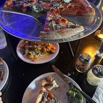 Society Pizza Lounge - Pizza Near Me - Newhall, California Society Pizza Lounge - Pizza Near Me - Newhall, California