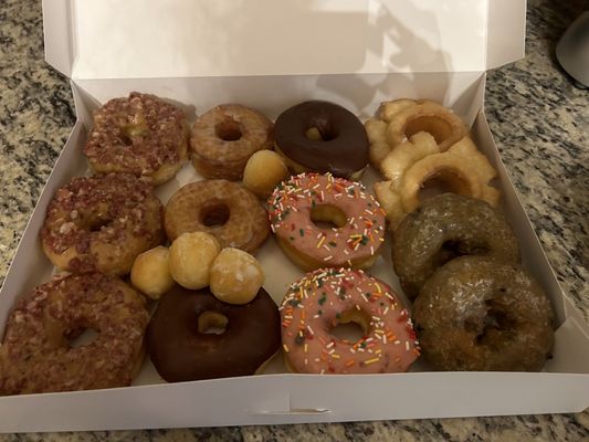 Marietta Donuts #2 by null