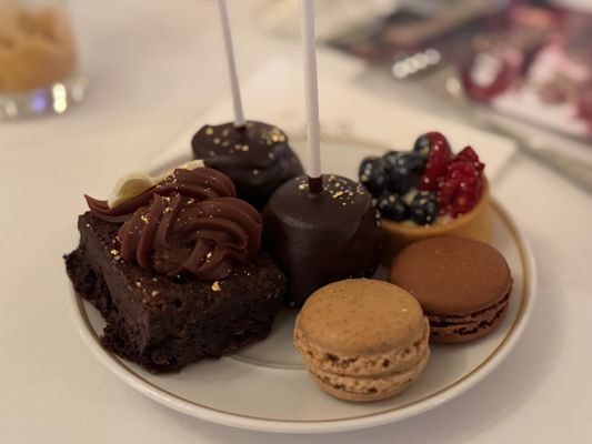 The Pfister Hotel by null