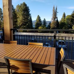 Albertsons - Deck on 2nd flr at Starbucks in Albertsons