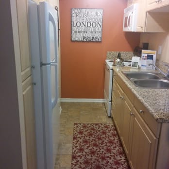 Piccadilly Square - Kitchen - Apartments Near Me - Fullerton, California Piccadilly Square - Kitchen - Apartments Near Me - Fullerton, California