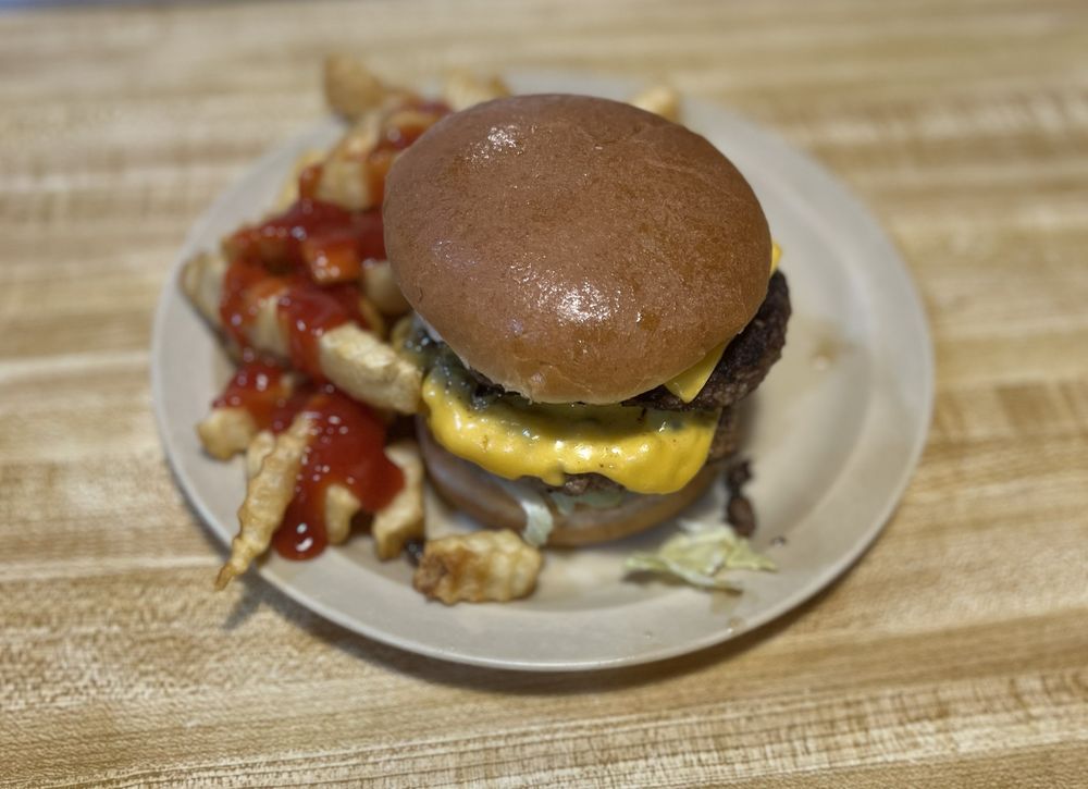 Food from Johnny's Big Burger