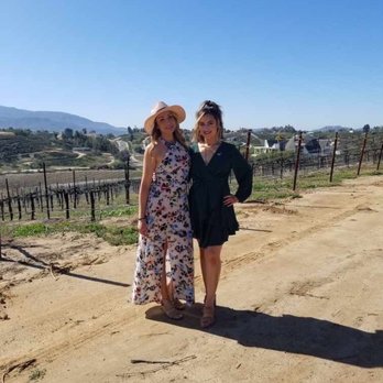 Grapeline Wine Tours - Wine Tours Near Me - Temecula, California