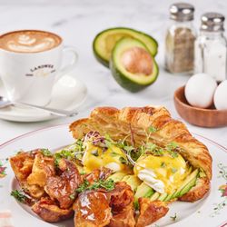 Cafe Landwer - Spadina