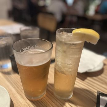 Zigu - highball and beer - Seafood Near Me - Honolulu, Hawaii