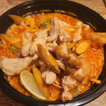 Chaa Roen Pohn - Khao Soi - Laotian Near Me - San Francisco, California