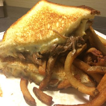 Con Murphy's - Best grilled cheese ever. Make sure to get it on a Friday! - Irish Near Me - Philadelphia, Pennsylvania Con Murphy's - Best grilled cheese ever. Make sure to get it on a Friday! - Irish Near Me - Philadelphia, Pennsylvania