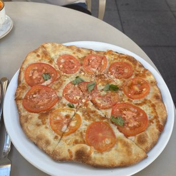 Bar Verde at Nordstrom - Margherita Pizza - New American Near Me - Glendale, California