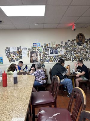 Lincoln's Waffle Shop by null
