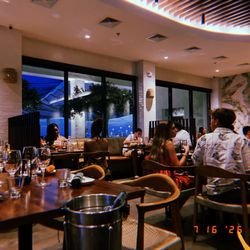 Henrietta's Bayfront Restaurant - Inside