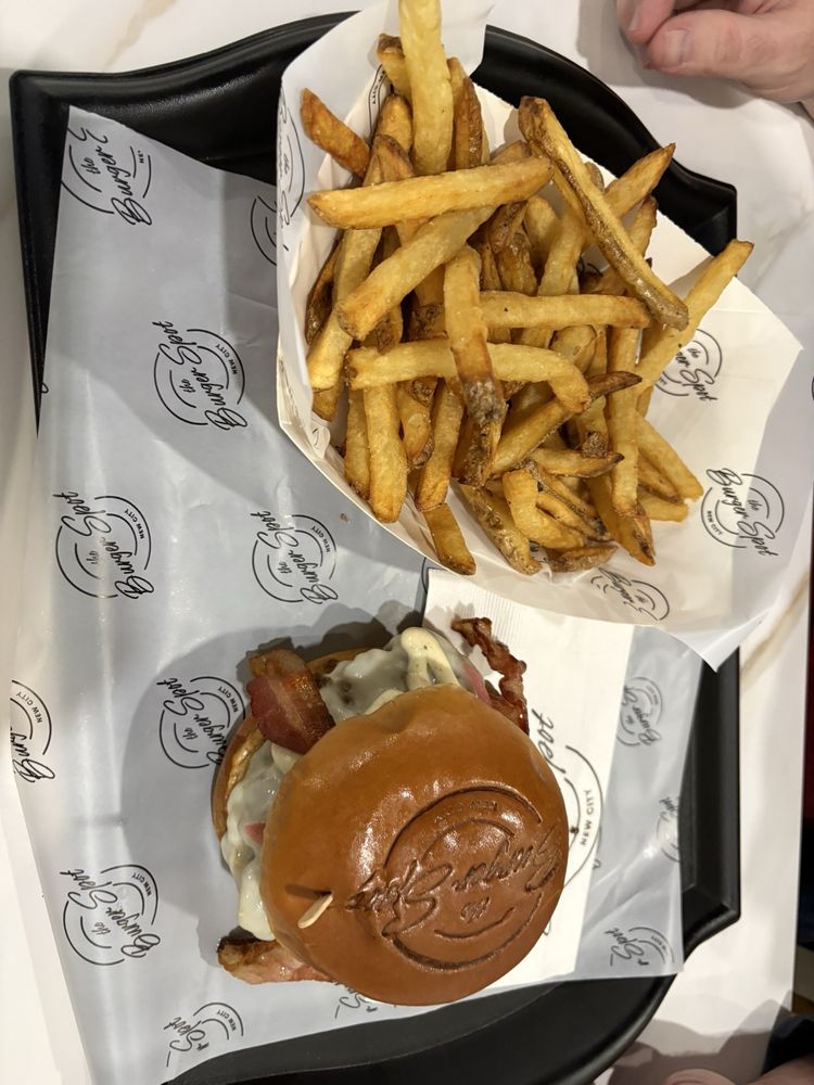 The Burger Spot Logo