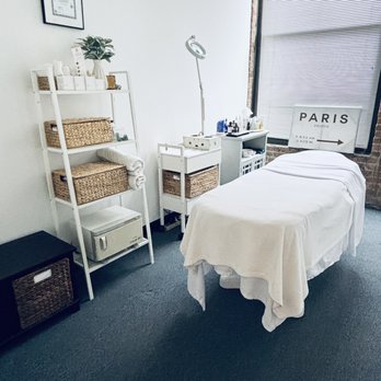 Radiant Skin By Marisa - 320 W Ohio 601E - Skin Care Near Me - Chicago, Illinois Radiant Skin By Marisa - 320 W Ohio 601E - Skin Care Near Me - Chicago, Illinois
