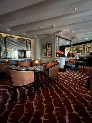 American Bar by null