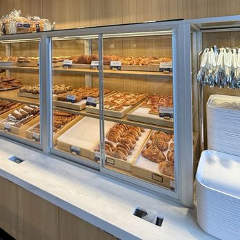 Paris Baguette - Recessed slots at the display cases - Bakeries Near Me - Clifton, New Jersey Paris Baguette - Recessed slots at the display cases - Bakeries Near Me - Clifton, New Jersey