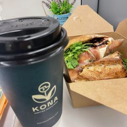 Prosciutto and Arugula Sandwich
