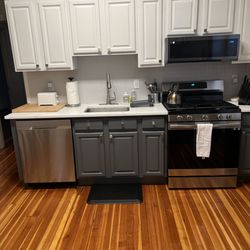Mary’s Maids Cleaning Services - Clean and fresh 
.Deep Cleaning