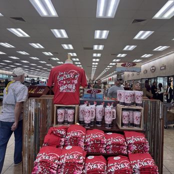 Buc-ee's - Gas Stations Near Me - Baytown, Texas