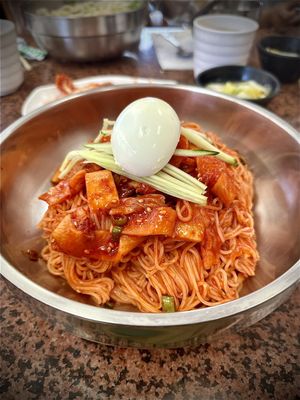Ma Dang Gook Soo by null
