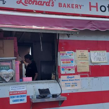 A Leonard's Bakery - Desserts Near Me - Waipahu, Hawaii