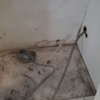 Best Buy - Water damage - Electronics Near Me - Sarasota, Florida