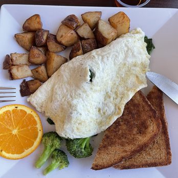 GEORGE’S CAFE - Updated June 2024 - 653 Photos & 390 Reviews - 522 E ...