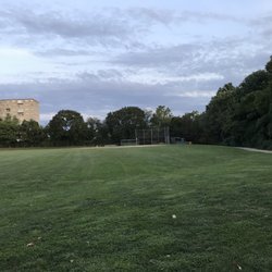 Emlen Tunnell Park