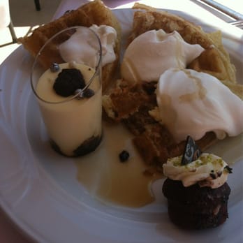 Creekside Grille Restaurant - Hubby's dessert plate - New American Near Me - Temecula, California Creekside Grille Restaurant - Hubby's dessert plate - New American Near Me - Temecula, California