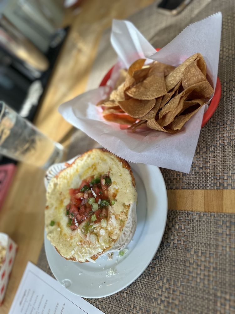 Food from El Pavo Real