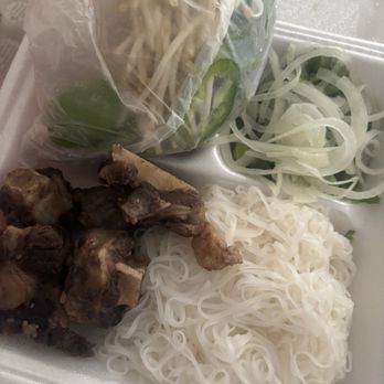 Pho House Cafe - Vietnamese Noodle Bar - Oxtail Phó (to-go) - Vietnamese Near Me - Kenner, Louisiana