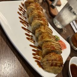 Malone's Lansdowne - Aqua Crab Rangoon Roll