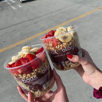 Bowlology - San Clemente - Makai Bowl - Juice Bars & Smoothies Near Me - San Clemente, California Bowlology - San Clemente - Makai Bowl - Juice Bars & Smoothies Near Me - San Clemente, California