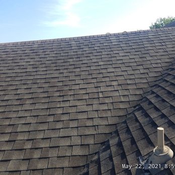 Keep It Clean Pressure Washing - Streaky Roof (Before) - Pressure Washers Near Me - St. Augustine, Florida