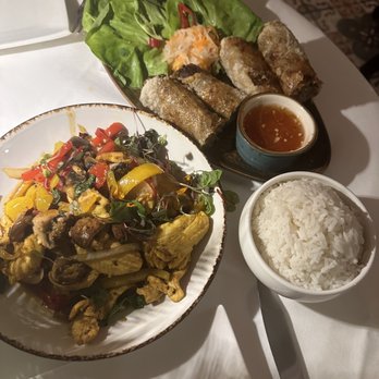 Le Colonial - Delray Beach - Chicken stir fry , pork spring rolls - Vietnamese Near Me - Delray Beach, Florida Le Colonial - Delray Beach - Chicken stir fry , pork spring rolls - Vietnamese Near Me - Delray Beach, Florida
