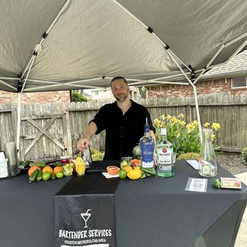 Bartender Services - Bartenders Near Me - Houston, Texas Bartender Services - Bartenders Near Me - Houston, Texas