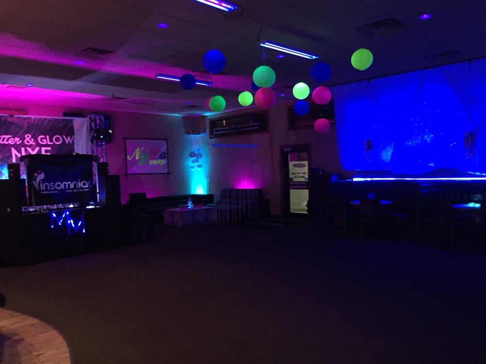 Social spots from Neighbors Bar