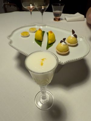 Flores Raras Restaurante (anterior El Poblet) by null