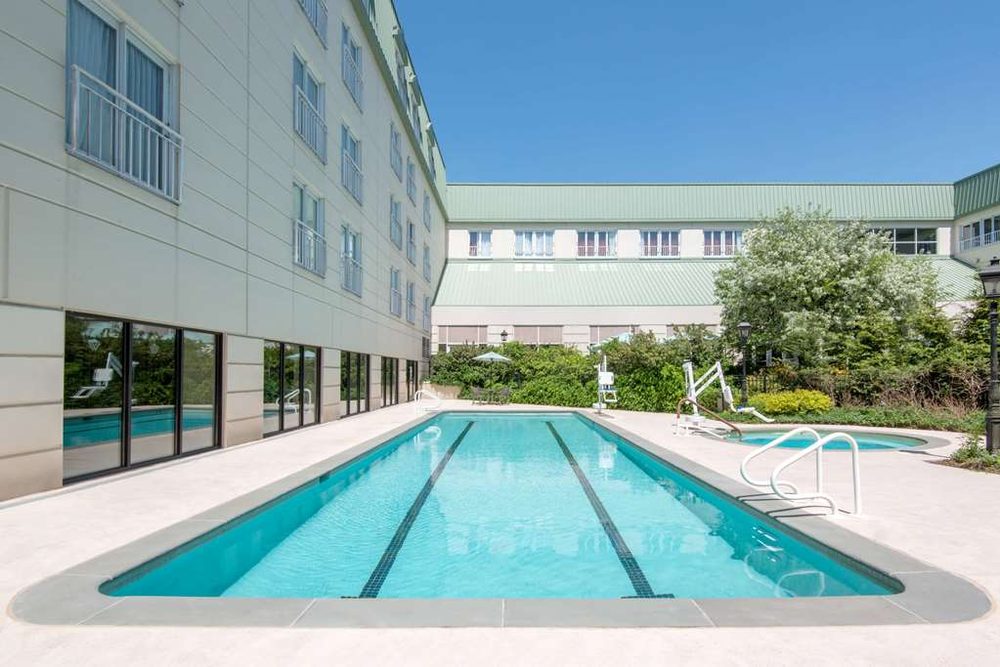 WYNDHAM HAMILTON PARK HOTEL AND CONFERENCE CENTER Updated July 2024