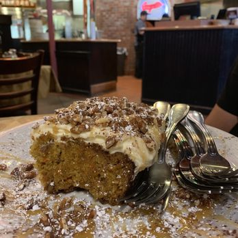 Frugatti's - Gammy 's Killer Carrot Cake - Italian Near Me - Bakersfield, California
